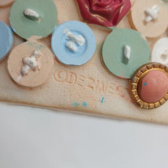 Dezine Trinket Box 3D Buttons Baubles Cherub Oval 1993 Hand Painted 3.5" READ - Picture 16 of 16